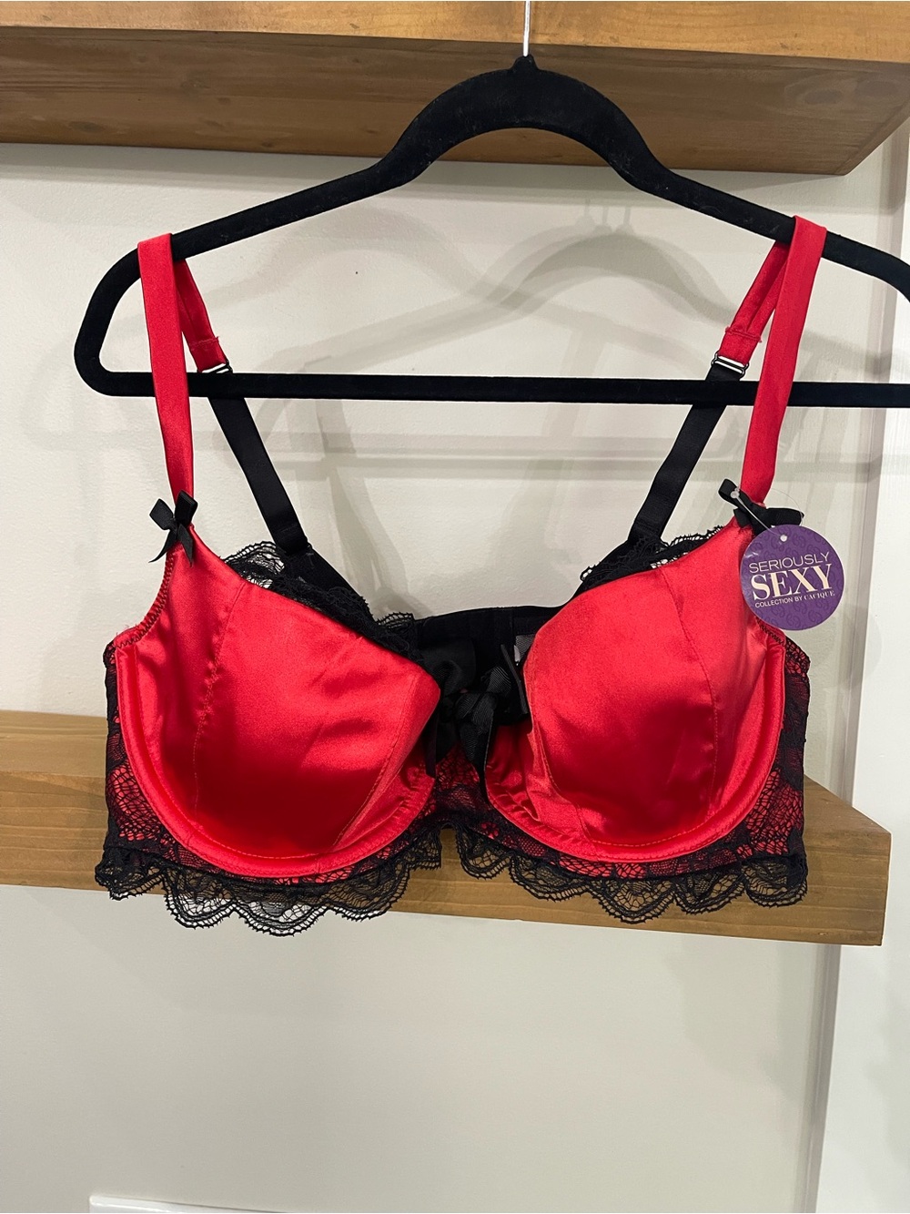 NWT Cacique Bra 40D